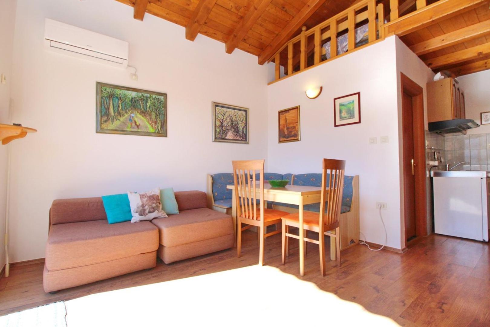 Apartment Grandi 1 Baška Buitenkant foto